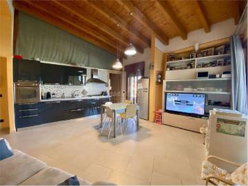 Appartamento in vendita a Rovato BS