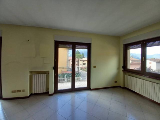 Appartamento in vendita a Rovetta BG