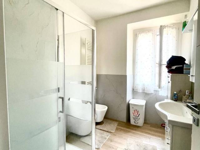 Appartamento in vendita a Rovellasca CO