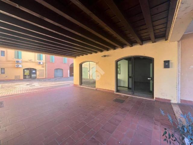 Appartamento in vendita a Roverbella MN