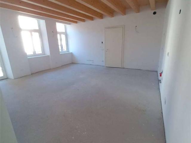 Appartamento in vendita a Rovereto TN