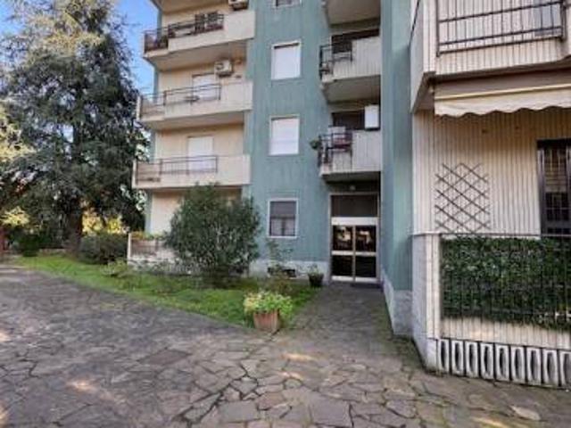Appartamento in vendita a Rozzano MI