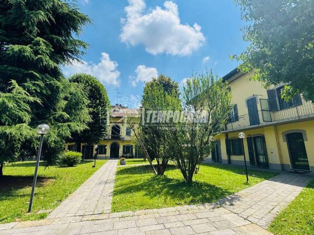 Appartamento in vendita a Rozzano MI