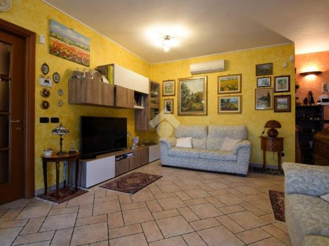 Appartamento in vendita a Rozzano MI