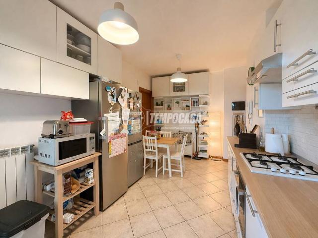 Appartamento in vendita a Rozzano MI