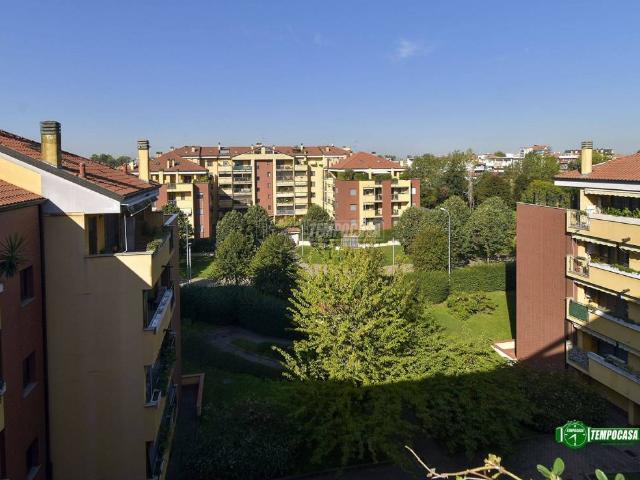 Appartamento in vendita a Rozzano MI