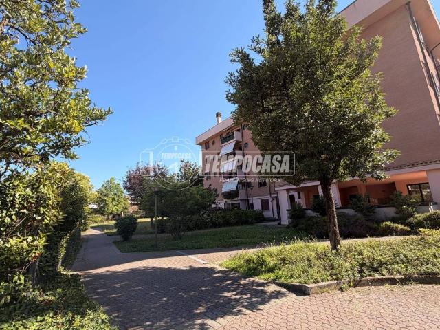 Appartamento in vendita a Rozzano MI