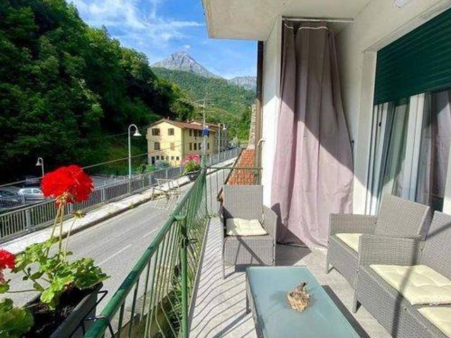 Appartamento in vendita a Stazzema LU