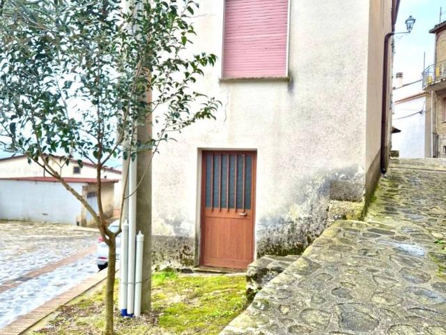 Appartamento in vendita a Stella Cilento SA