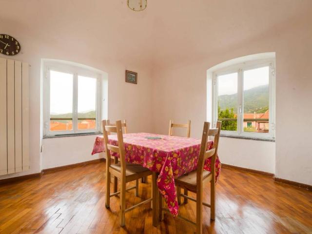 Appartamento in vendita a Stella SV