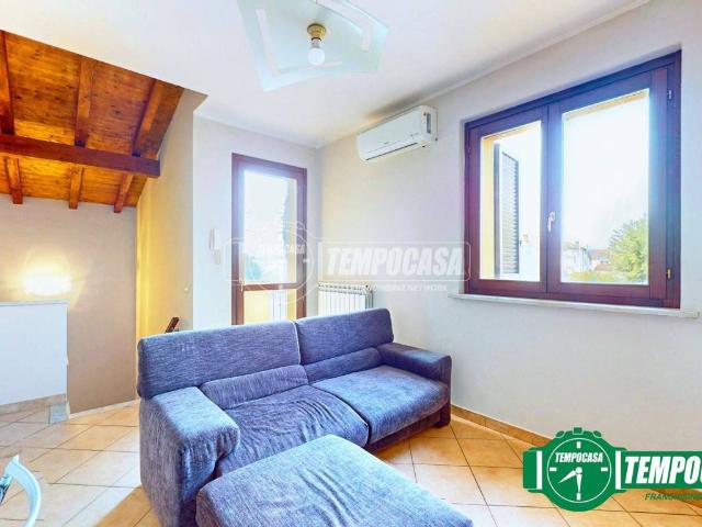 Appartamento in vendita a Suardi PV