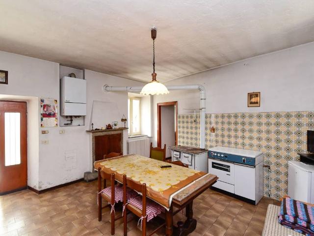 Appartamento in vendita a Suello LC