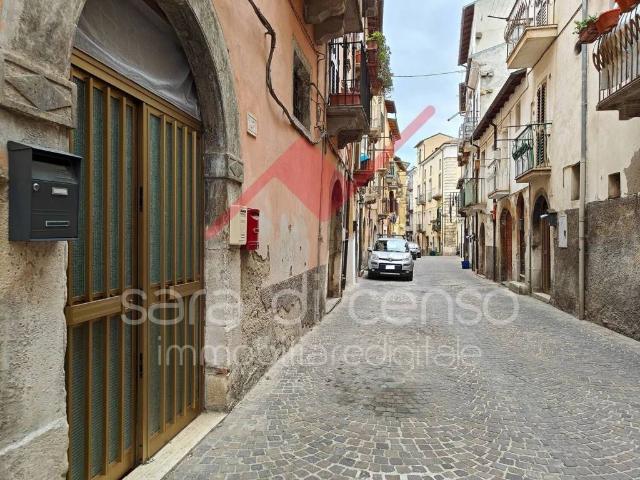 Appartamento in vendita a Sulmona AQ