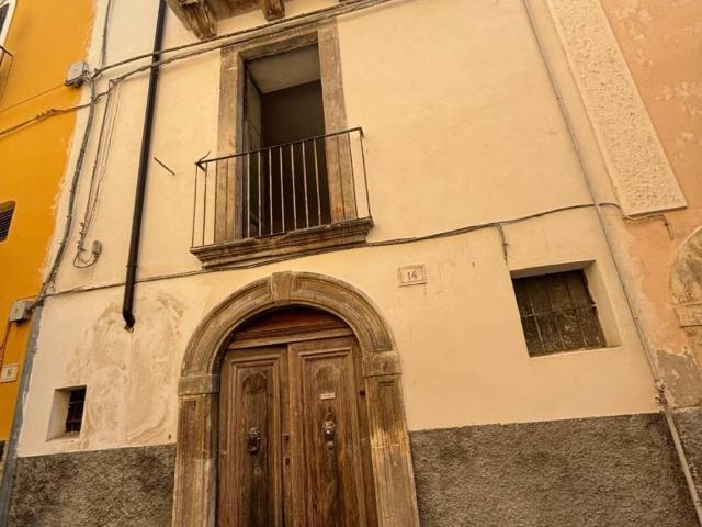 Appartamento in vendita a Sulmona AQ