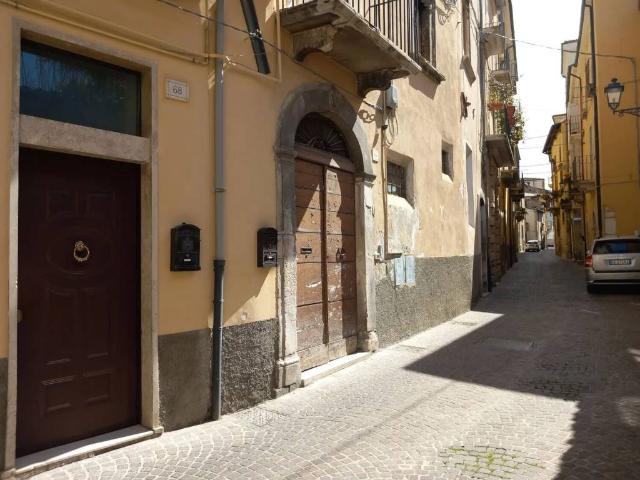 Appartamento in vendita a Sulmona AQ