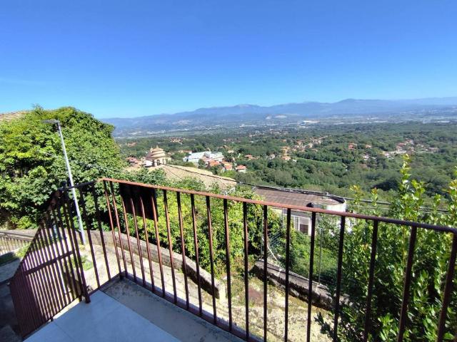 Casa indipendente in vendita a Supino FR