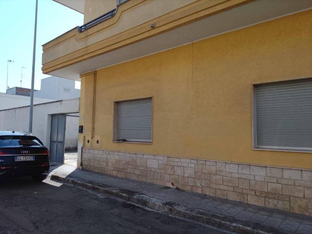 Appartamento in vendita a Surbo LE