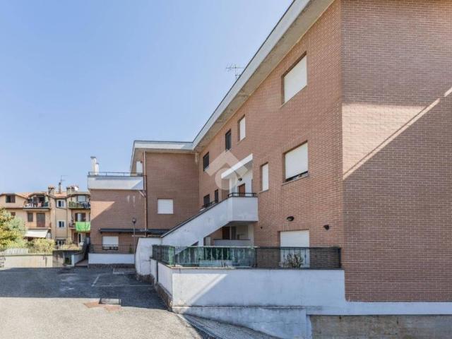 Appartamento in vendita a Sutri VT