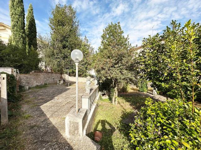 Villa in vendita a Sutri VT