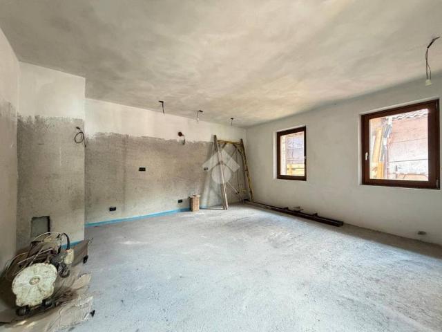 Appartamento in vendita a Sutrio UD