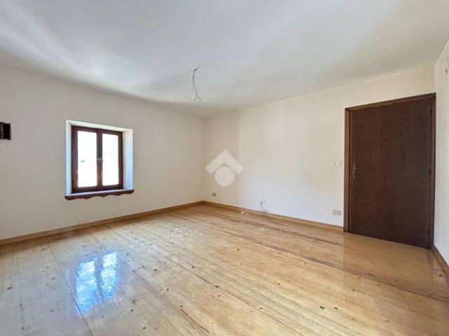 Appartamento in vendita a Sutrio UD
