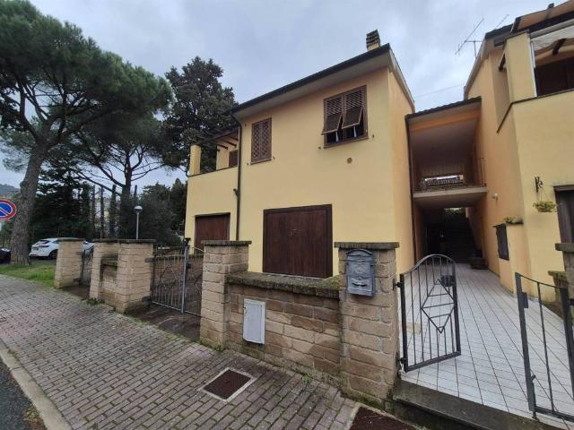 Appartamento in vendita a Suvereto LI