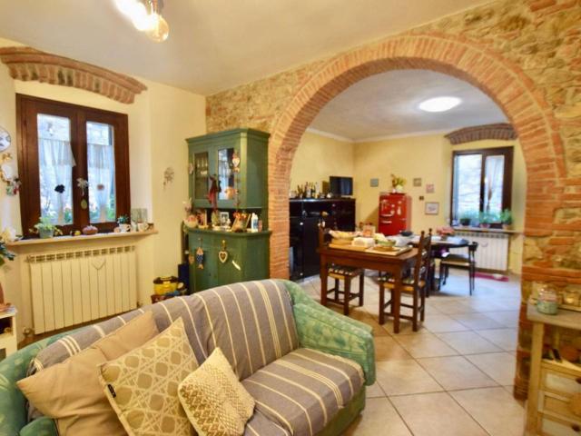 Appartamento in vendita a Suvereto LI