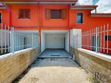 Appartamento in vendita a Sacrofano RM