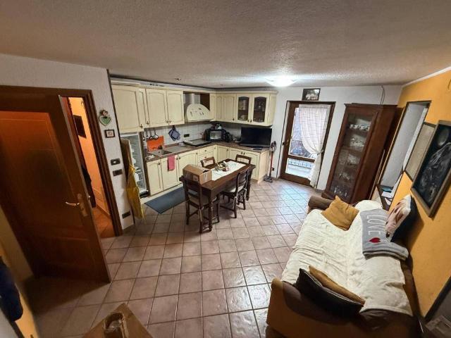 Appartamento in vendita a Saint Pierre AO