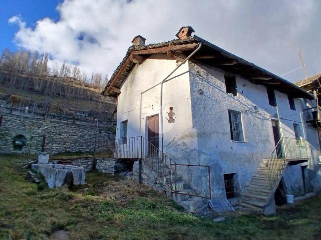 Appartamento in vendita a Saint Pierre AO