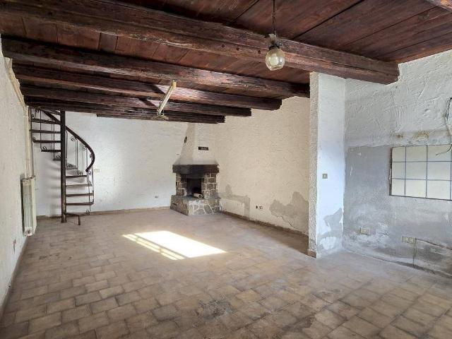 Appartamento in vendita a Saint Pierre AO