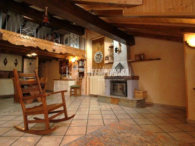Appartamento in vendita a Saint Pierre AO