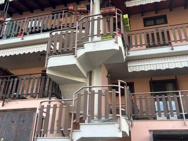 Appartamento in vendita a Sale Marasino BS