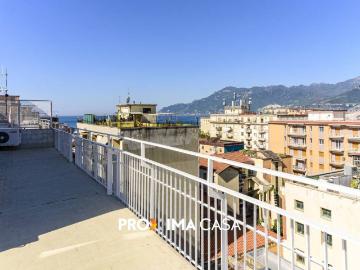 Appartamento in vendita a Salerno SA