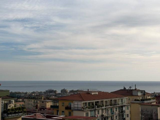Appartamento in vendita a Salerno SA