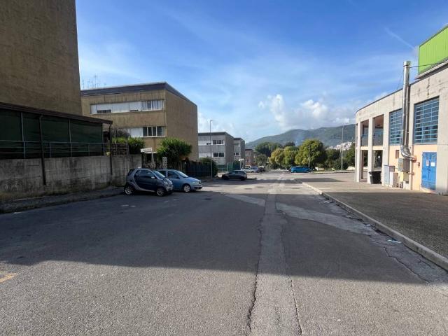 Appartamento in vendita a Salerno SA