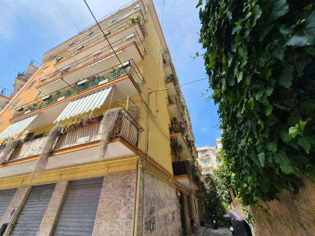 Appartamento in vendita a Salerno SA