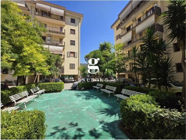 Appartamento in vendita a Salerno SA