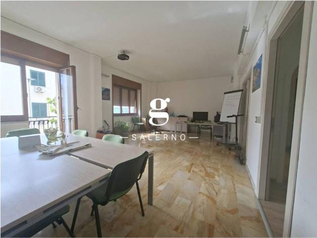 Appartamento in vendita a Salerno SA