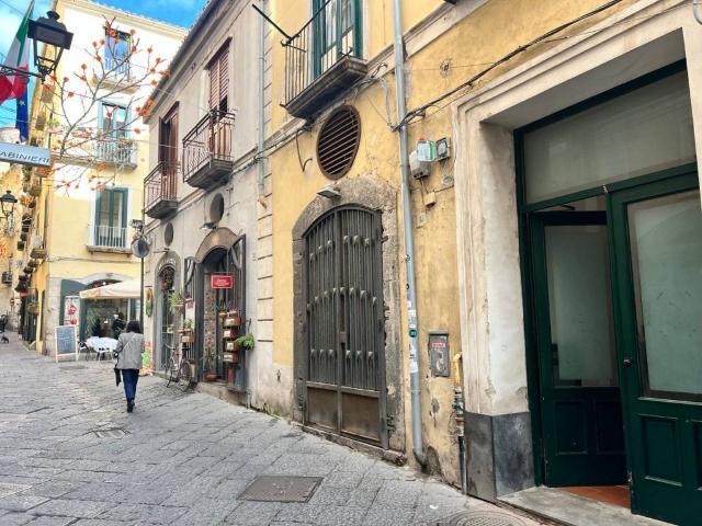 Appartamento in vendita a Salerno SA