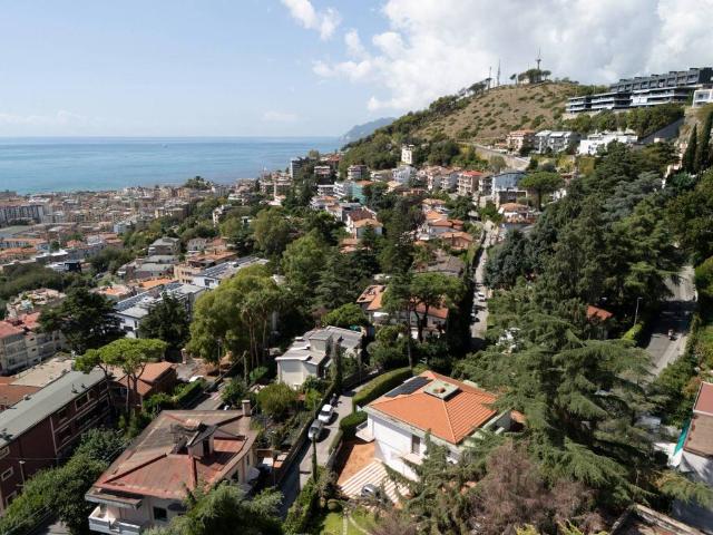 Villa in vendita a Salerno SA