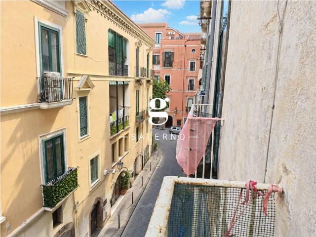 Appartamento in vendita a Salerno SA