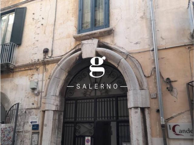 Appartamento in vendita a Salerno SA