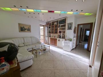 Appartamento in vendita a Salerno SA