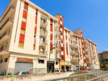 Appartamento in vendita a Salerno SA