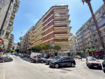 Appartamento in vendita a Salerno SA