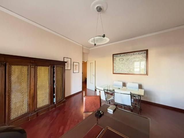 Appartamento in vendita a Salerno SA