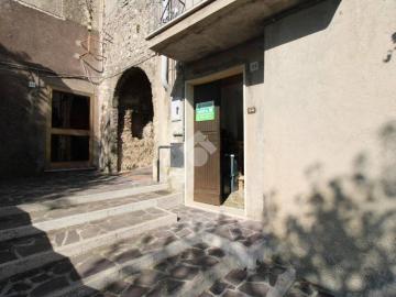 Appartamento in vendita a Salisano RI