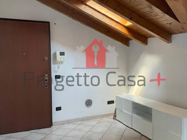 Appartamento in vendita a Samarate VA