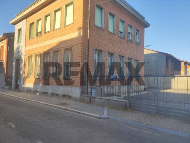 Appartamento in vendita a Samarate VA